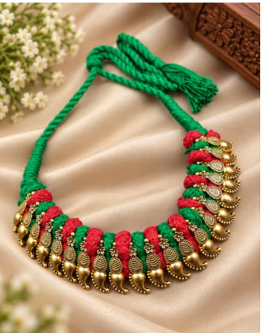 MY Fashion Gold Plated Leaf Thread Necklace – Gorgeous Floral Jewelry for Women