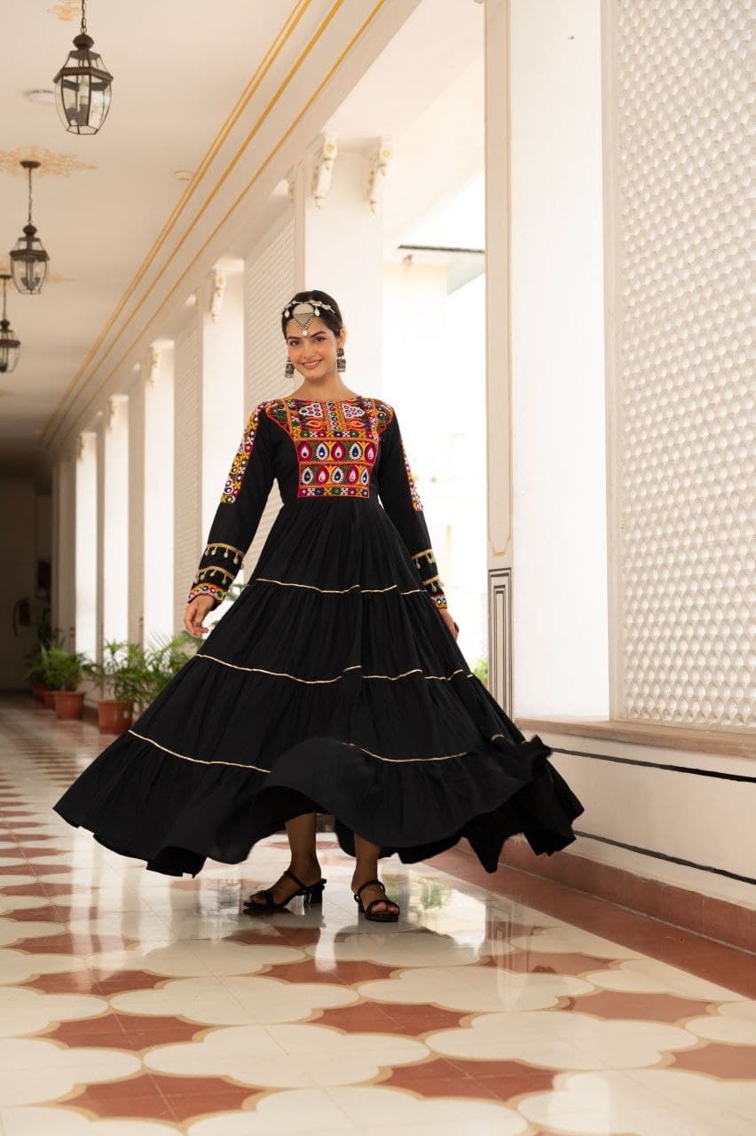 Navratri Kutchi Gamthi Mirror Kodi Lace Rayon Gown